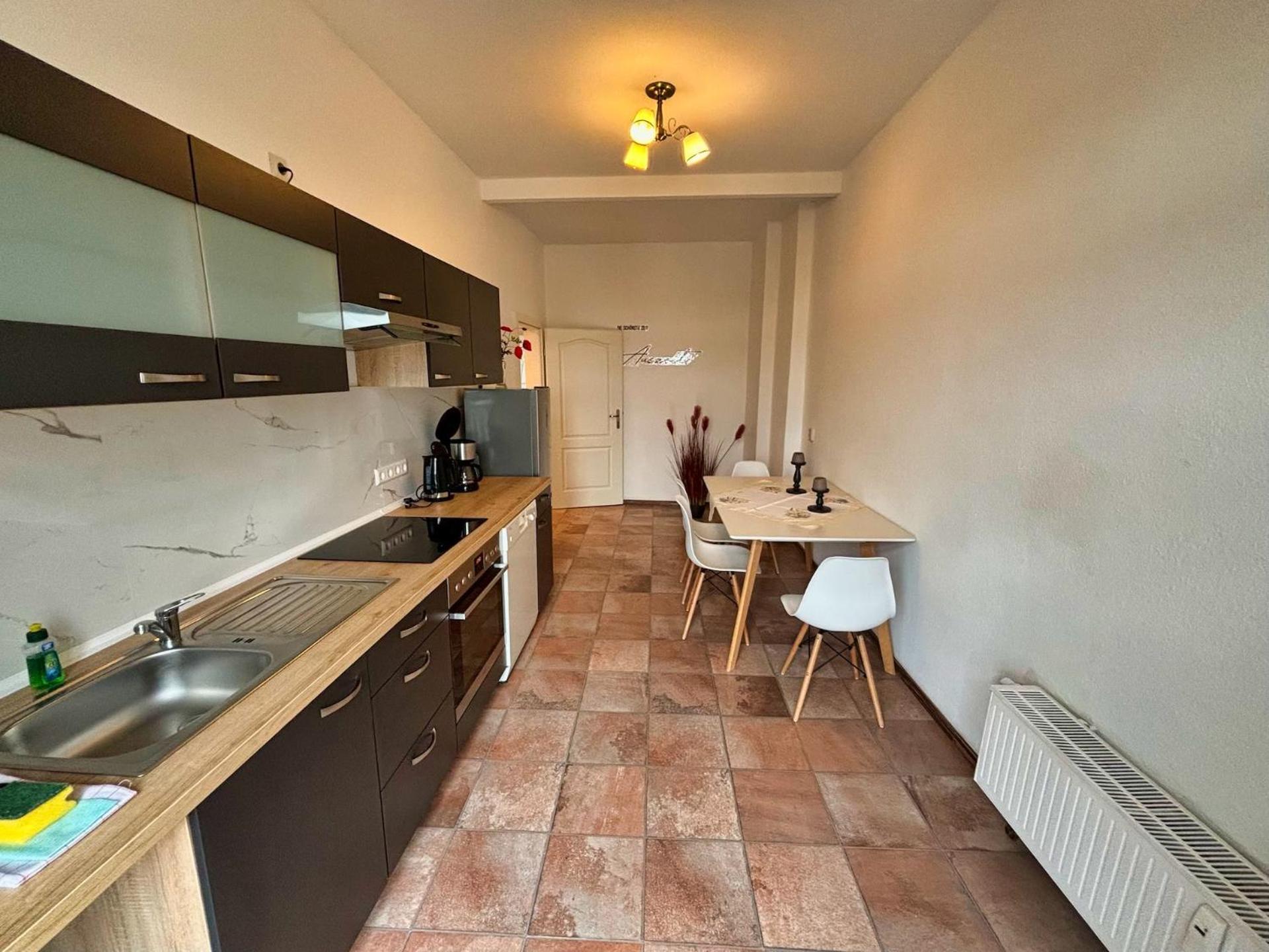 Fw 80 - Ferienwohnung In Bahnhofs- Und Stadtnaehe Gorlitz Bagian luar foto